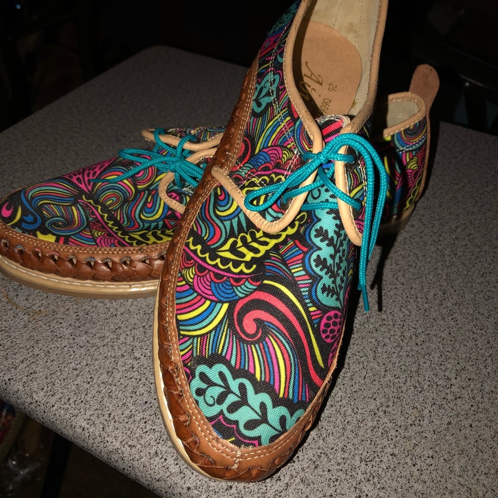 Artesanal shoes 100% leather